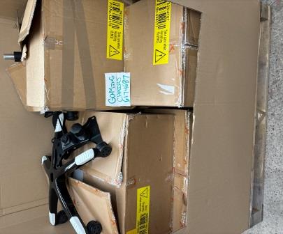 EX CAT/HIGH ST GAMING CHAIRS RETURNS PALLET 6174687 - Click Image to Close
