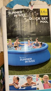 EX CAT HIGH ST POOLS RETURNS PALLET 6880806 RETAIL £1375